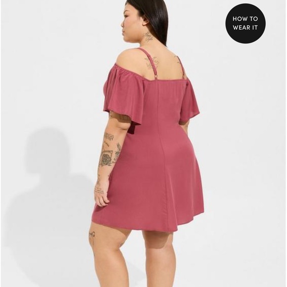 Torrid Mini Challis Cold Shoulder Trapeze Dress NWOT - Picture 4 of 5